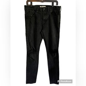 Men’s PacSun black skinny jeans. Size 31x32.
